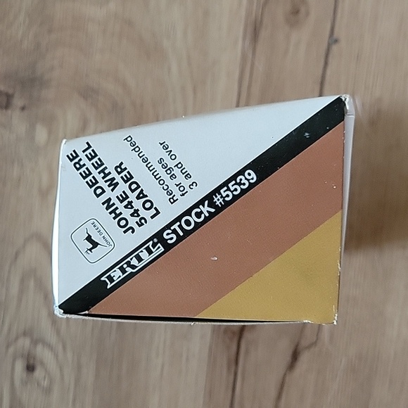 Vintage ERTL John Deere 1/64 Scale 544E Wheel Loader NIB-Stock #5539 - Picture 5 of 7